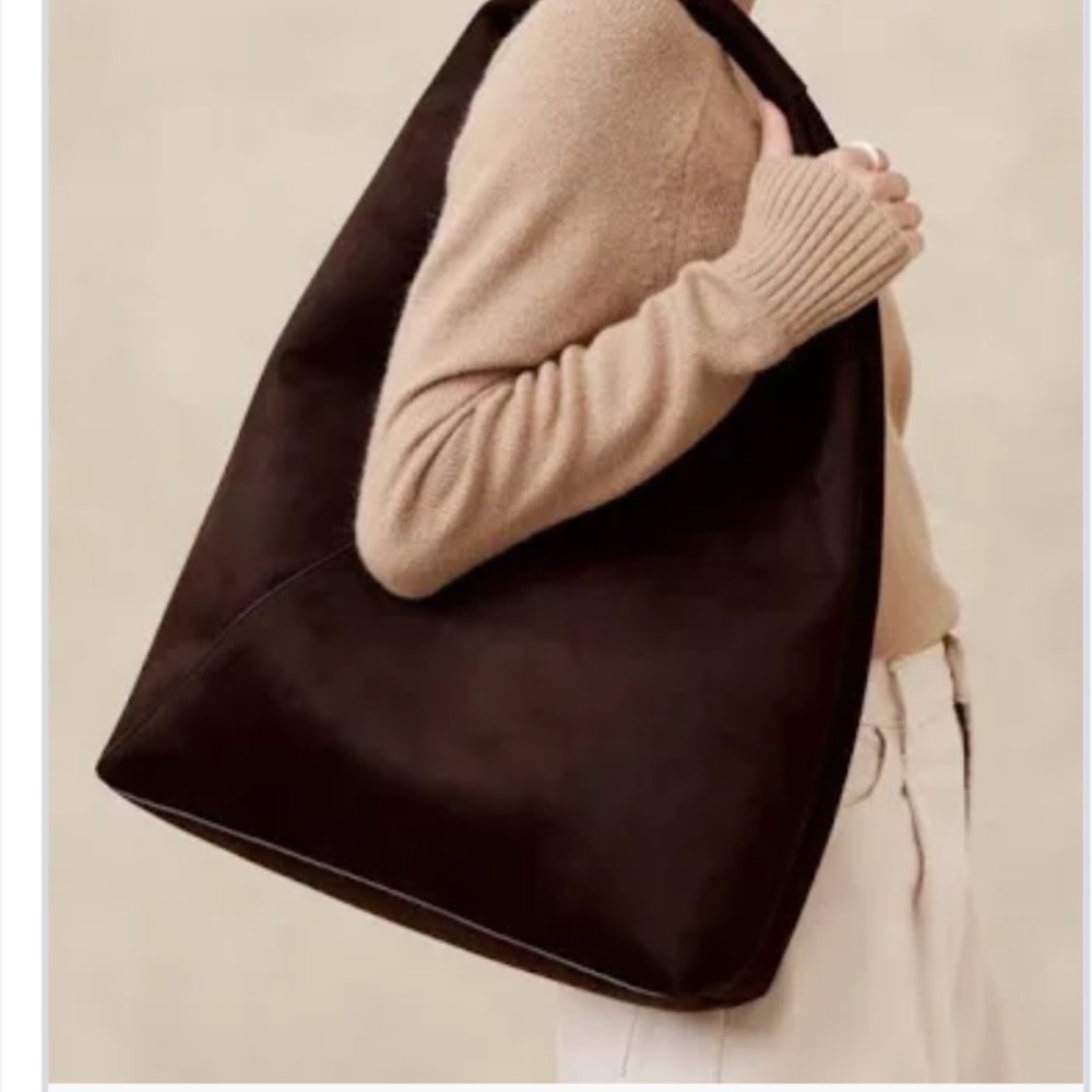NEW NEVER WORN BANANA REPUBLIC VEGAN SLOUCHY PURSE IN SUEDE COLOR CHOCOLATE